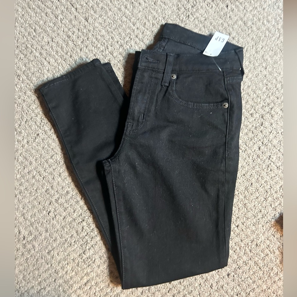Gap black skinny jeans. W tag.